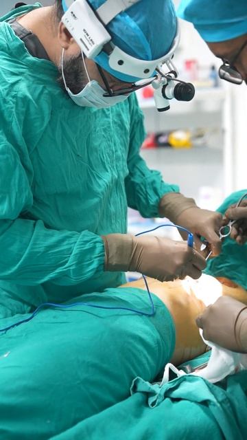 Breast implant surgery in delhi #shorts #shortsvideo смотреть онлайн