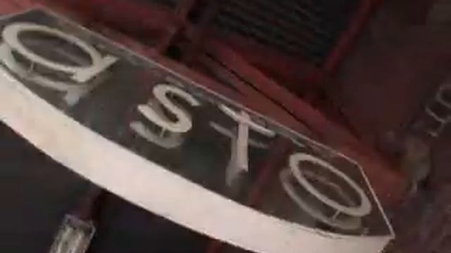 Artist District смотреть онлайн