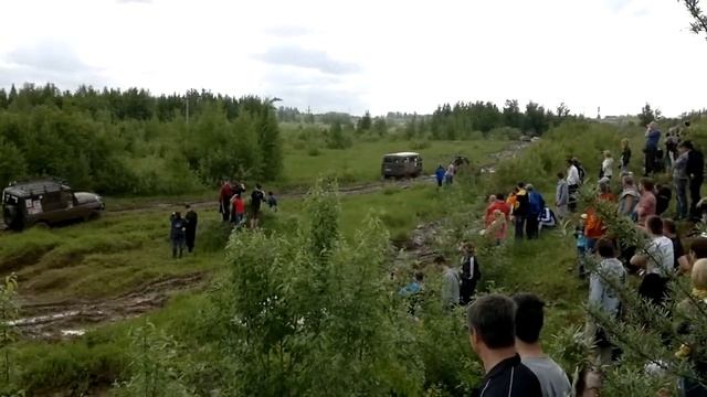 МедвеЖесть "Бешеный лось" Буханка ЗАЖИГАЕТ! смотреть онлайн