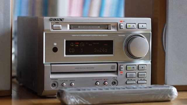 SONY DHC-MC373 MD Mini Component Amplifier смотреть онлайн