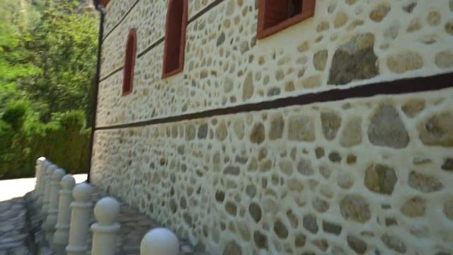 Полагане пояса на Св. Богородица на "Света Зона" в град Мелник и разходка до църквата"Света Петка" смотреть онлайн