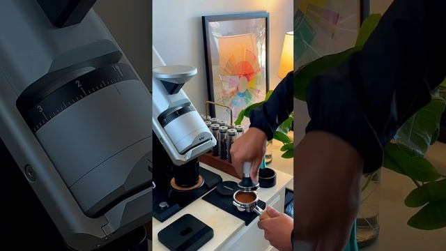 Weber EG-1 x Espresso Rocket смотреть онлайн