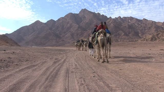 L'Égypte au-delà des Pyramides смотреть онлайн