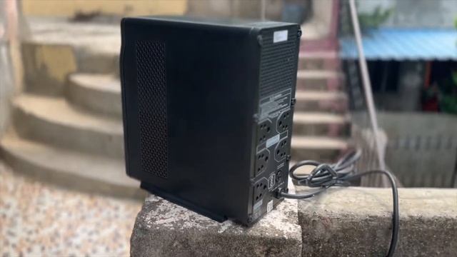 APC 660 Watt UPS Quick Unboxing & Look смотреть онлайн