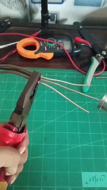 How to Properly Married Joint Wire #electrical #ledlights #wiring #diy #led #shortcircuit#shorts смотреть онлайн