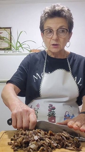Икра из опят – быстро, вкусно и полезно! #shorts смотреть онлайн