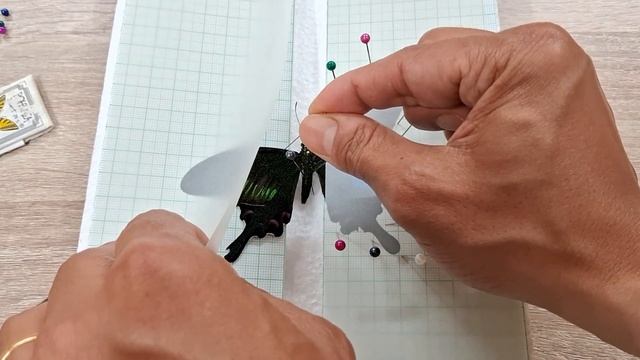 How to pin and spread a butterfly смотреть онлайн