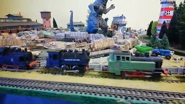 42/2020 Spalinowóz S69 Lokomotywa firmy PIKO Junior, 4/4 prezent od Mikołaja, skala 1:87 H0 смотреть онлайн