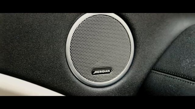 Range Rover Evoque Cinematic Video | Car Music ( HYPEER - Alpha) | Trap Music | Fast Car Reaction смотреть онлайн