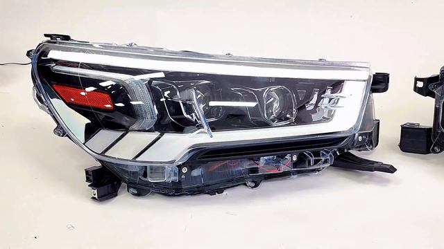 Sequential LED Head Lights Suits Toyota Hilux 2021 Onward SR Headlights DRL Lamp Pair Front V2 смотреть онлайн