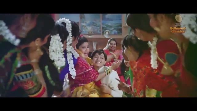 Didi Tera Devar Deewana (HD) - Hum Aapke Hain Koun - Lata & SPB Duet - Best Romantic Song.mp4 смотреть онлайн