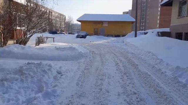 Пешеходные дорожки и проезжая часть в г. Кохтла-Ярве (северный микрорайон) смотреть онлайн