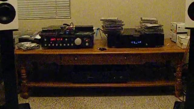 Listening Room with DIY "Neutrino" Speakers смотреть онлайн