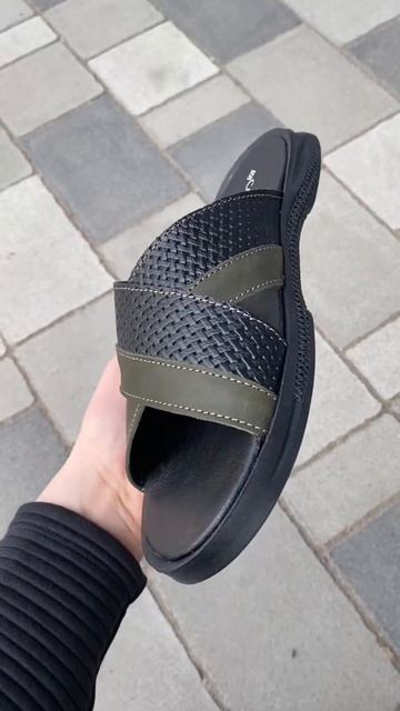 Стильні чоловічі шльопанці🔥 смотреть онлайн