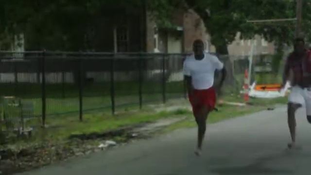 Kelvin Harris smokes college youngster! смотреть онлайн