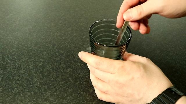Home made Super Glue Accelerant смотреть онлайн