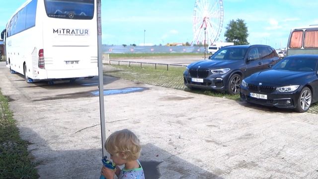 Кайфуем, первый полноценный день в Батуми / Хачапури супер. смотреть онлайн