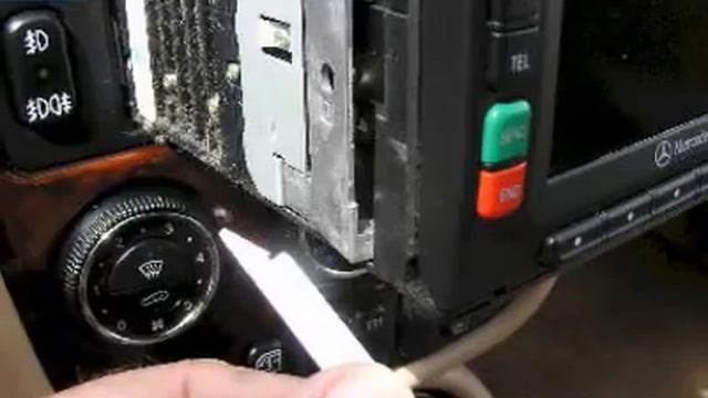 Mercedes ML Radio смотреть онлайн
