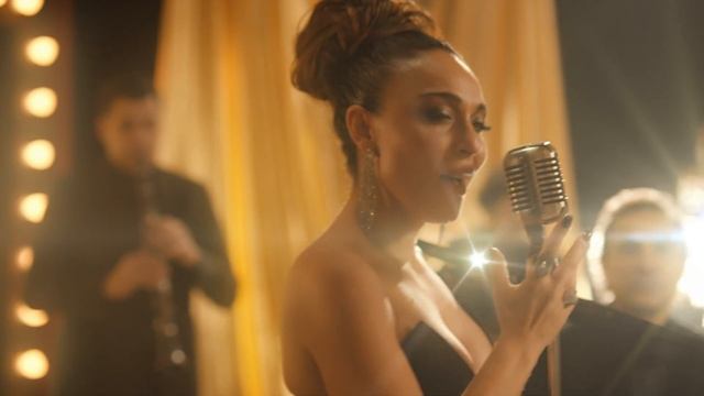 Enbe Orkestrası feat. Ziynet Sali & Hayyam Nisanov - İstanbul смотреть онлайн