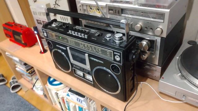 Sanyo M 4500. mp3& Bluetooth. смотреть онлайн