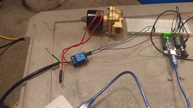 Arduino Controlled Water Solenoid смотреть онлайн