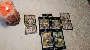 Что он хотел Вам сказать, но не решается? 3 варианта.mp4