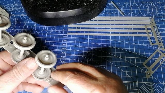 Паровоз от Trumpeter, BR-52, сборка, часть 17. смотреть онлайн