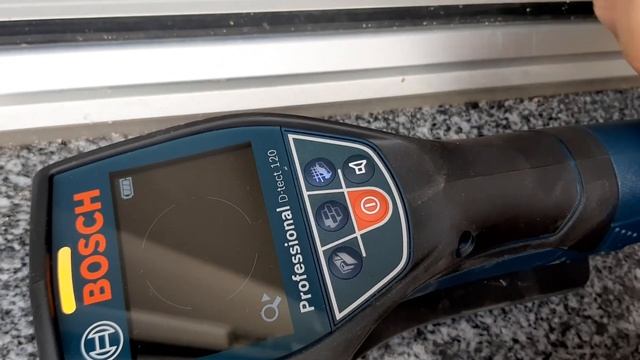 BOSCH Professional Universal Detector D Tect 120 смотреть онлайн