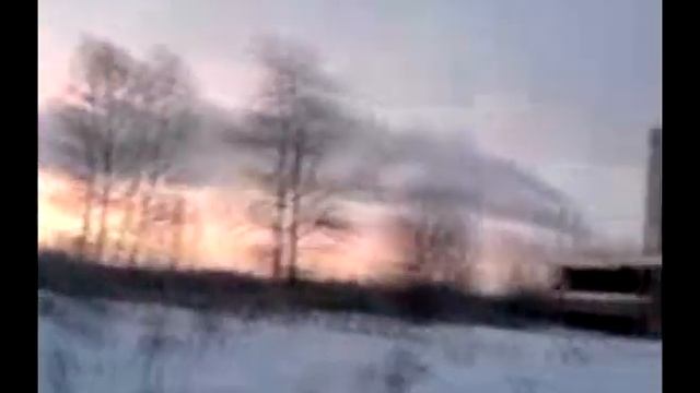 Необычное атмосферное явление- полоса дыма смотреть онлайн