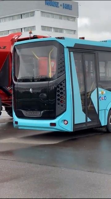 Автобус малого класса на шасси грузовика КАМАЗ «Компас» смотреть онлайн