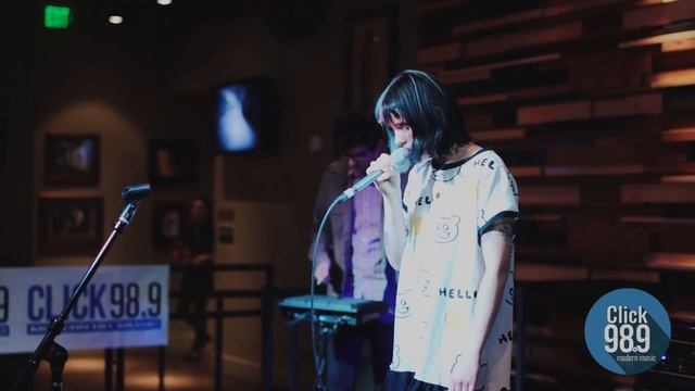 Click 98.9 Acoustic Lounge: Melanie Martinez - Carousel смотреть онлайн