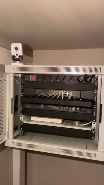 серверные стойки от подбора до монтажа под ключ #москва #монтаж #сервер #одинцово #правильныймонтаж смотреть онлайн