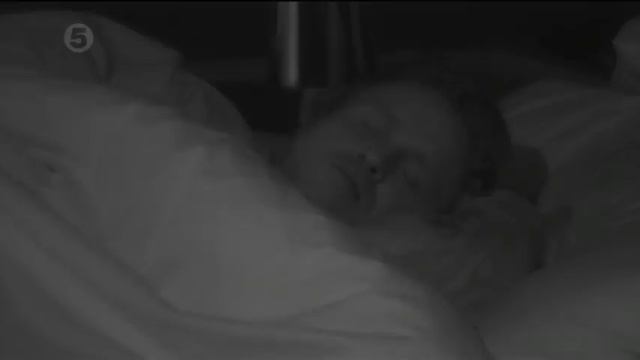 Heidi Wanking Spencer off in the Big Brother House. Speidi смотреть онлайн