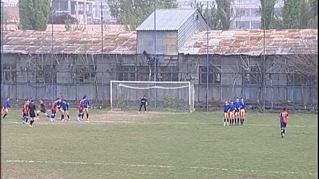 Free Kick 25 m(folha seca) смотреть онлайн