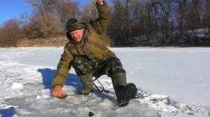 Рыбалка в конце января на речке!