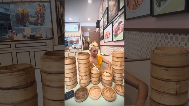 90 pcs Dim Sum Challenge at Yi Qian Hong Kong Cafe in Singapore @RainaHuang смотреть онлайн
