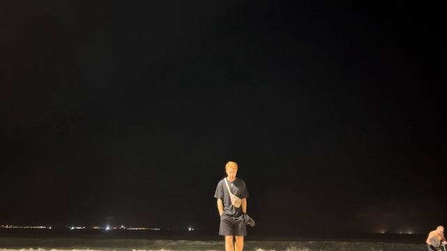 День 115. ВЕЧЕР НЯЧАНГ МОРСКОЙ ВАЙБ ВЬЕТНАМ ПОГОДА АТМОСФЕРА НАБЕРЕЖНАЯ НОЧНОЙ ПЛЯЖ НЯЧАНГ 2024 смотреть онлайн