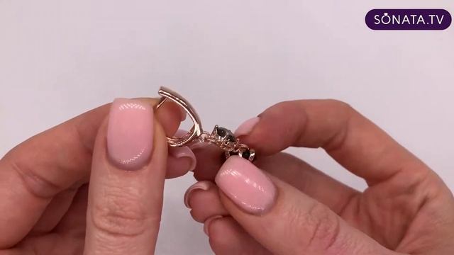 Серьги SONATA с оливковыми фианитами из медицинского золота (в позолоте) - 23416 смотреть онлайн