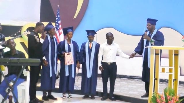 UGUSHIMA KW'ABANYESHURE BAHEJEJE MMLS 10 eme PROMOTION HAMWE N'UMUVYEYI WACU APOTRE ERIC BIMENYIMAN смотреть онлайн