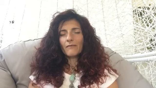 Meditazione per connettersi alla terra 🌎 e riequilibrare i chakra: 🔥 primo chakra 🔥 смотреть онлайн