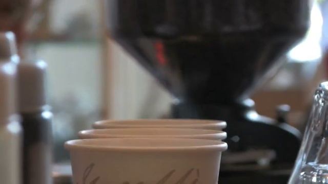 Welcome to Caffe Calabria смотреть онлайн
