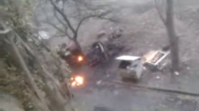 Горит восьмерка под подъездом смотреть онлайн