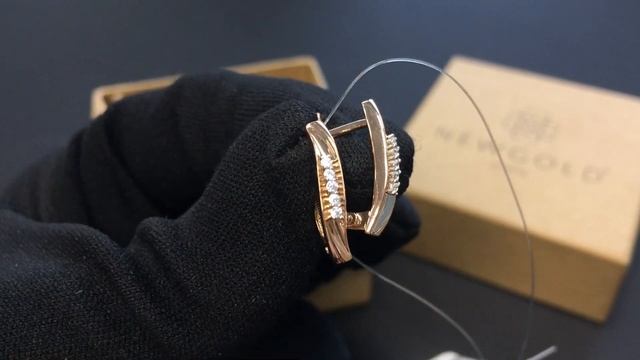 !Серьги 094237 из красного золота 585 пробы с фианитами смотреть онлайн