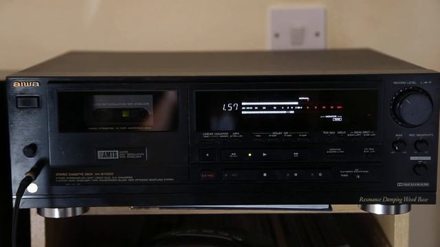 AIWA XK-S7000 Play : London Grammar - 
