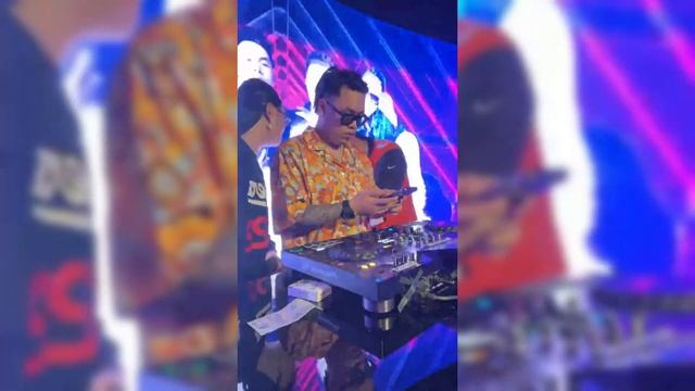 Vietnam Nightclub: Strip Club And Dance?