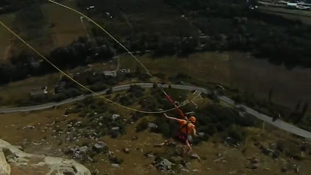 Прыжки с веревкой в Качи Кальоне 4й грот 5 и 6 сентября 2015г смотреть онлайн