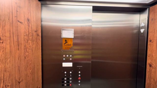 Meredith Hydraulic Elevator @ North Academic Hall Middlesex Community College Bedford, MA смотреть онлайн