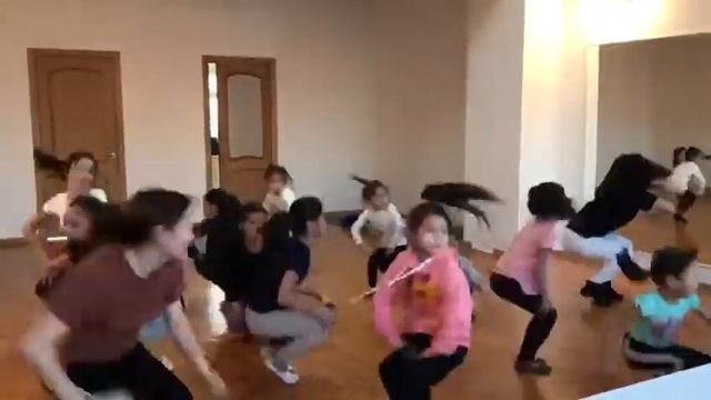 Жаным сол билеген туриннен!!! смотреть онлайн