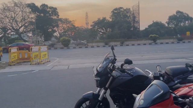 Benelli600i Vs Dominar 400 #youtube #youtubeshorts #ytshorts #viral #vlog #benelli #kawasaki #bajaj