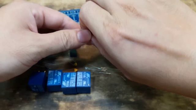 4 Channel RF 315MHz Remote Control , Schematic and PCB Avaitable смотреть онлайн